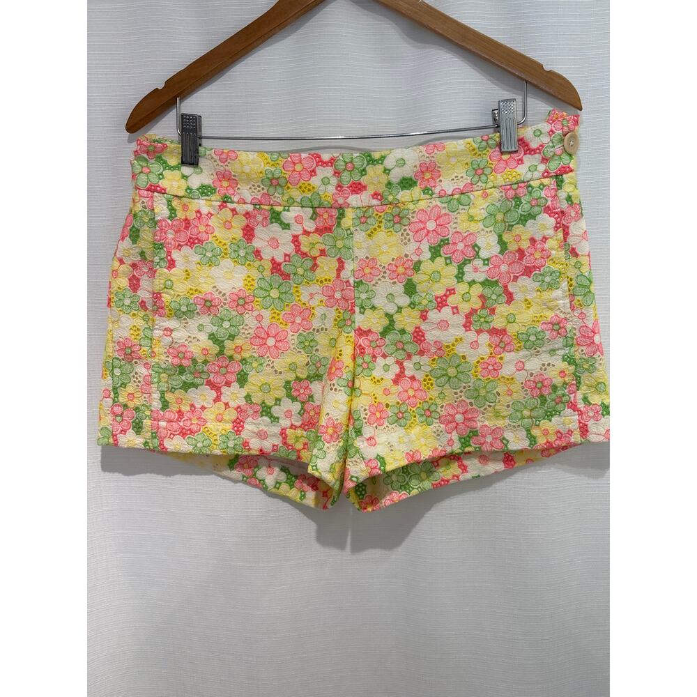 LILLY PULITZER Sloane Shorts in Sunbonnet Eyelet Lace Yellow Pink Green Sz 8